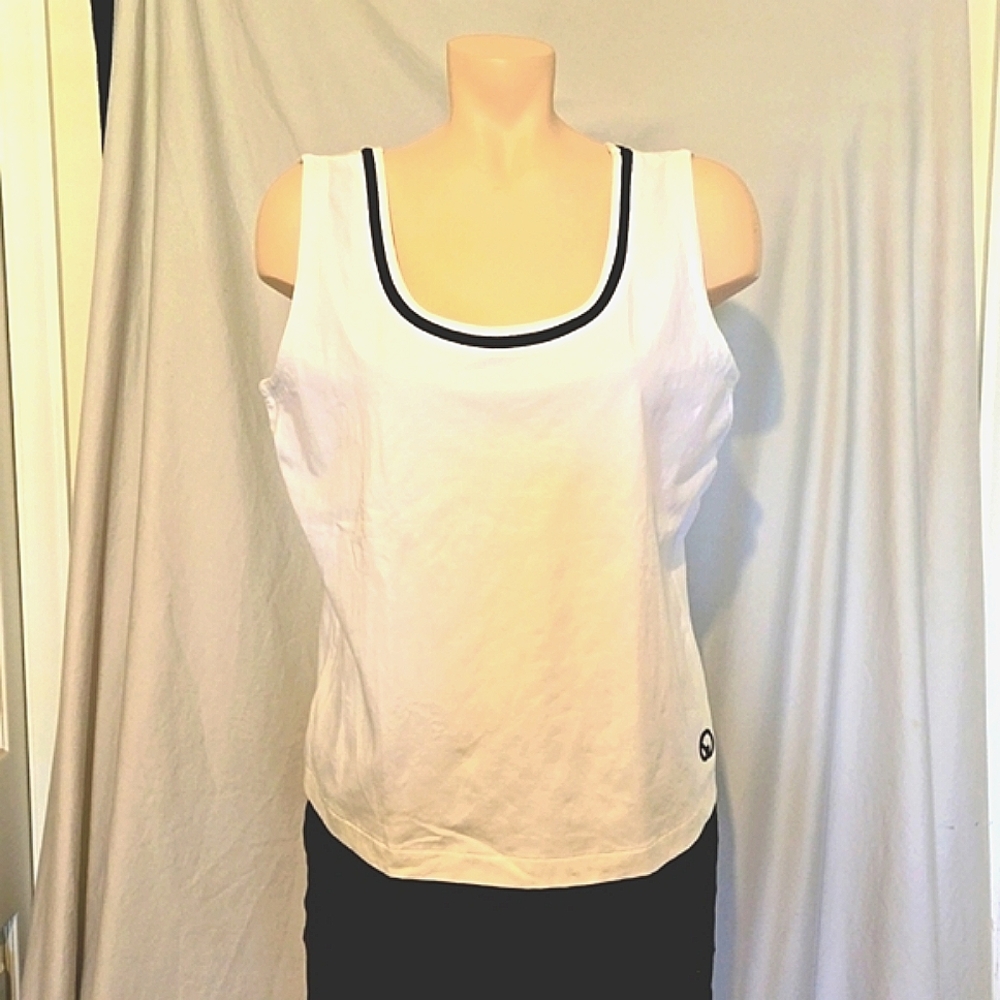 St. John Knit Sport black and white tank top